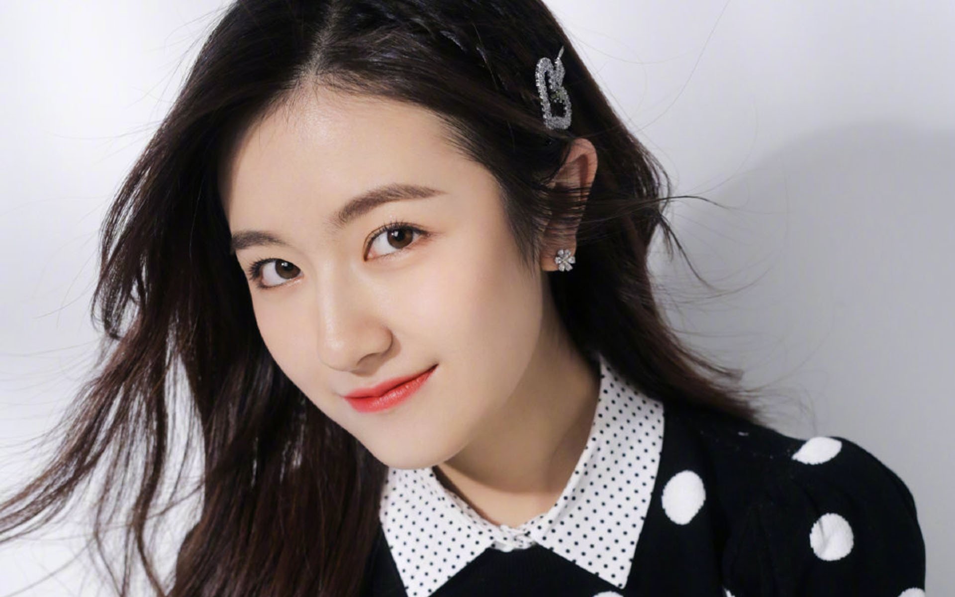 历史上最具争议的欧冠裁判判罚回顾,欧冠裁判说什么语言